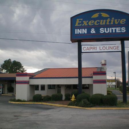 Executive Inn & Suites - Огаста Екстер'єр фото