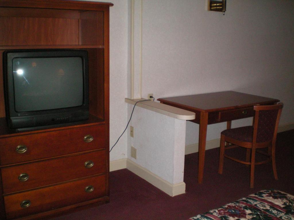 Executive Inn & Suites - Огаста Екстер'єр фото